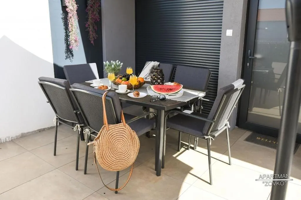 Holiday Apartment In Okrug Gornji With Terrace, Air Conditioning, Wifi, Washing Machine 5070-1 Trogir