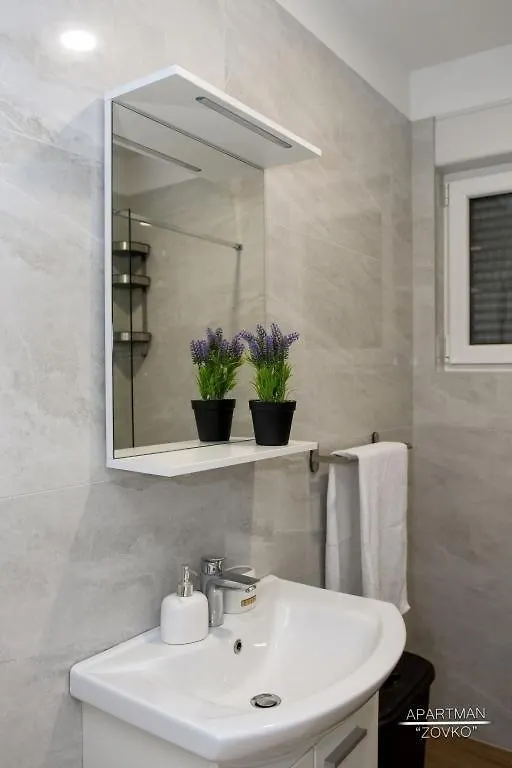 Holiday Apartment In Okrug Gornji With Terrace, Air Conditioning, Wifi, Washing Machine 5070-1 Trogir